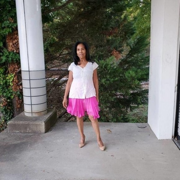 Oscar de la Renta Silk Chiffon Pink Skirt Size 6 Vintage & Repurposed - Picture 1 of 16